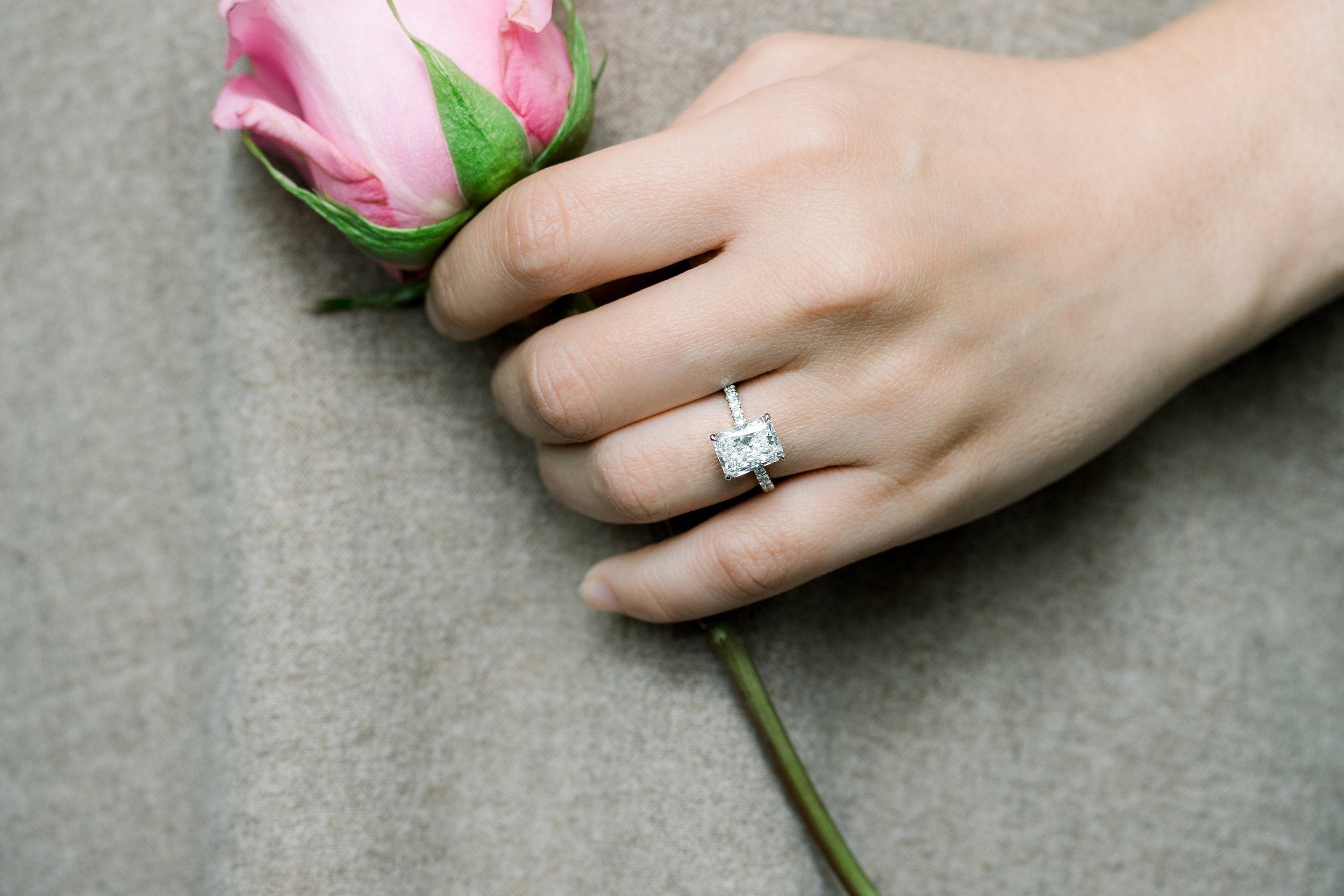 How to Choose the Perfect Lab-Grown Diamond Ring for Your Loved One